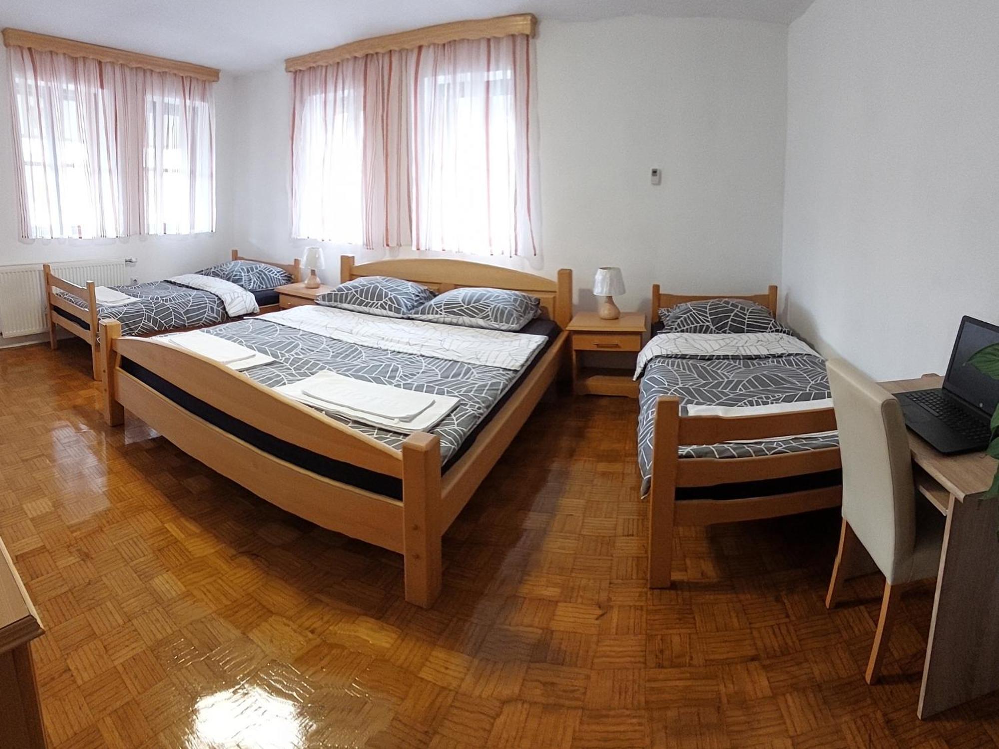 Panorama Travnik Aparthotel Ruang foto