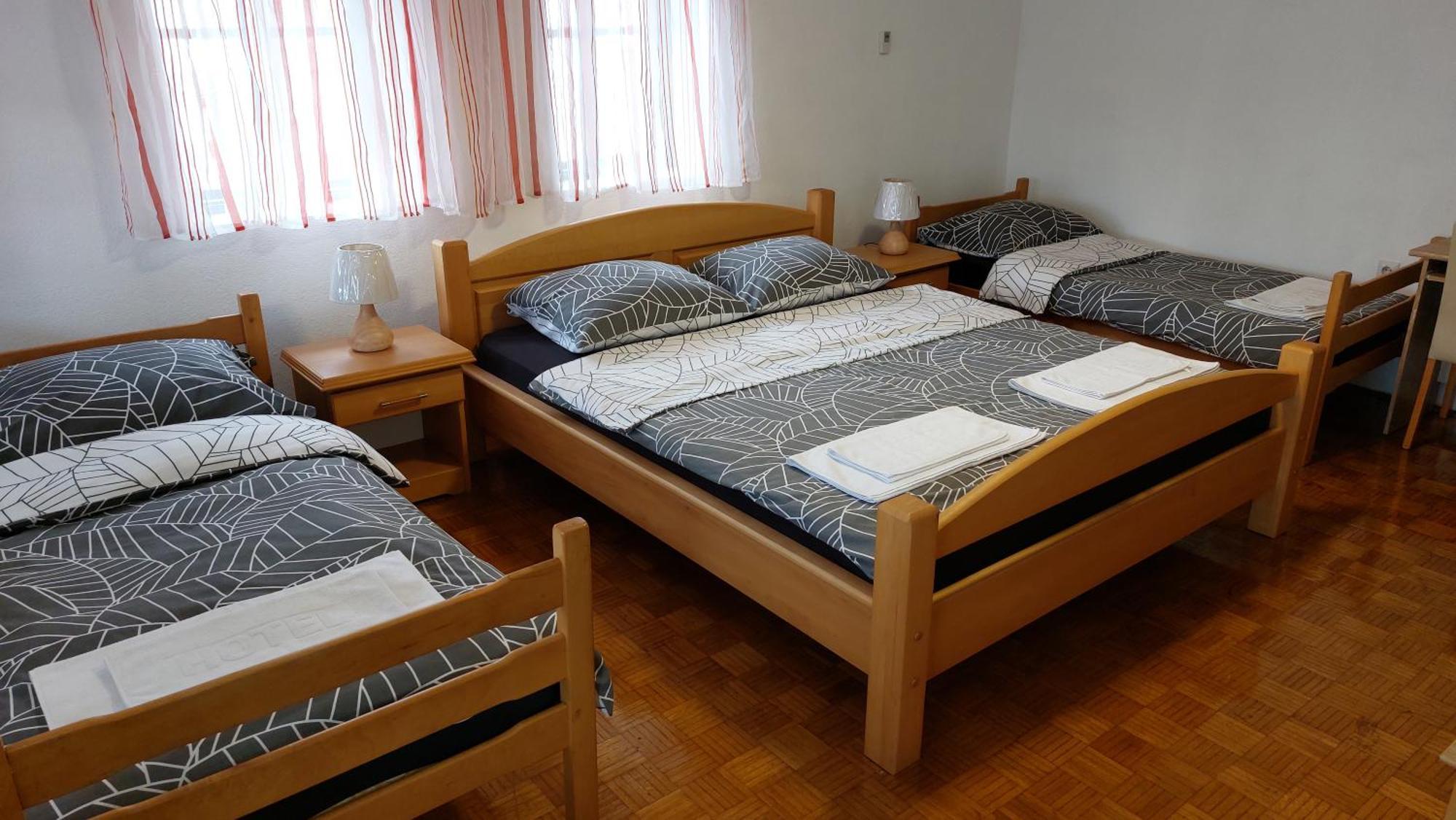 Panorama Travnik Aparthotel Ruang foto
