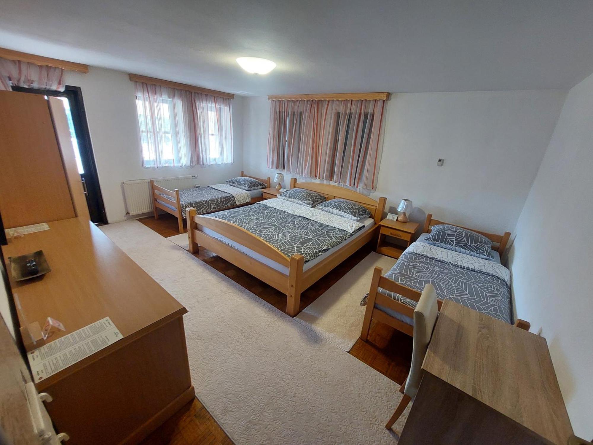 Panorama Travnik Aparthotel Ruang foto