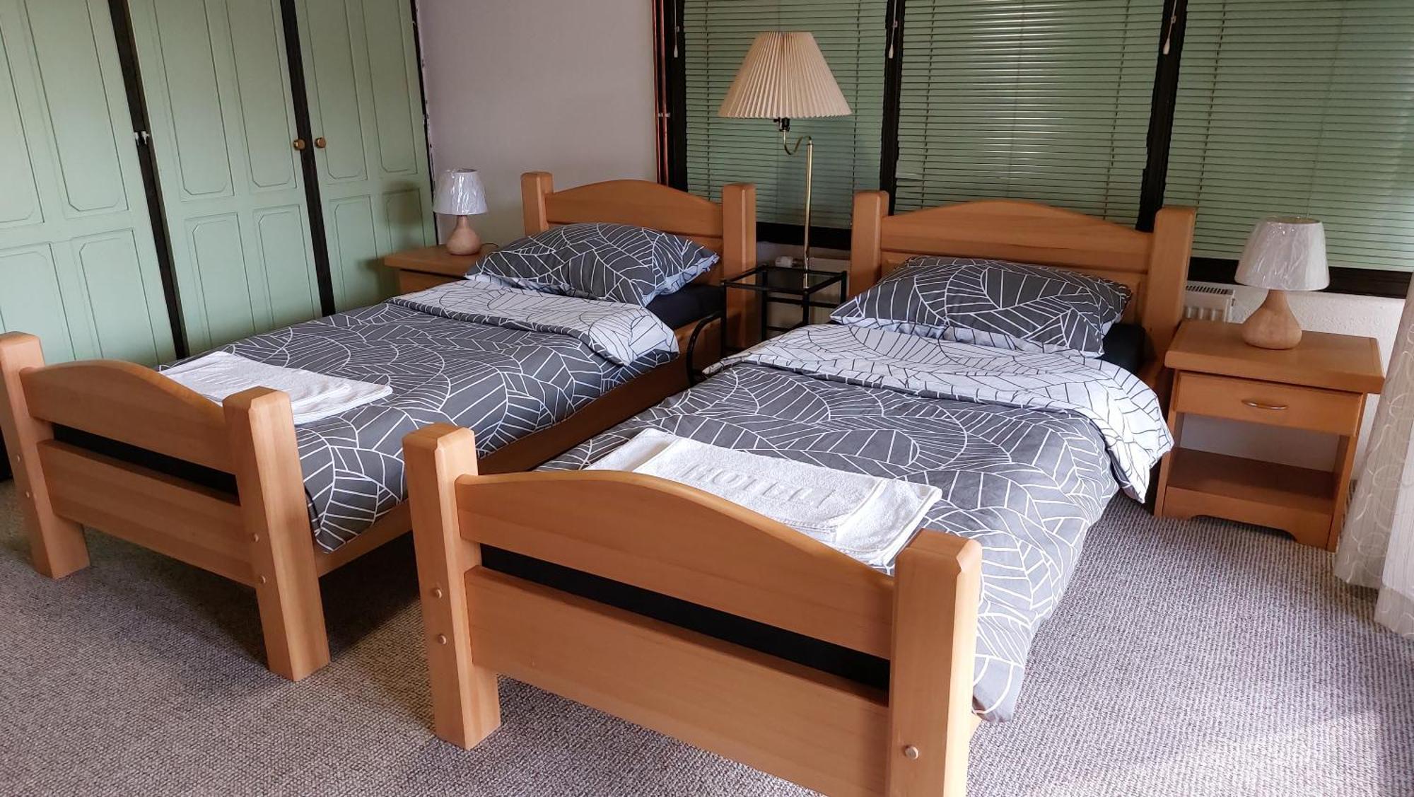 Panorama Travnik Aparthotel Ruang foto