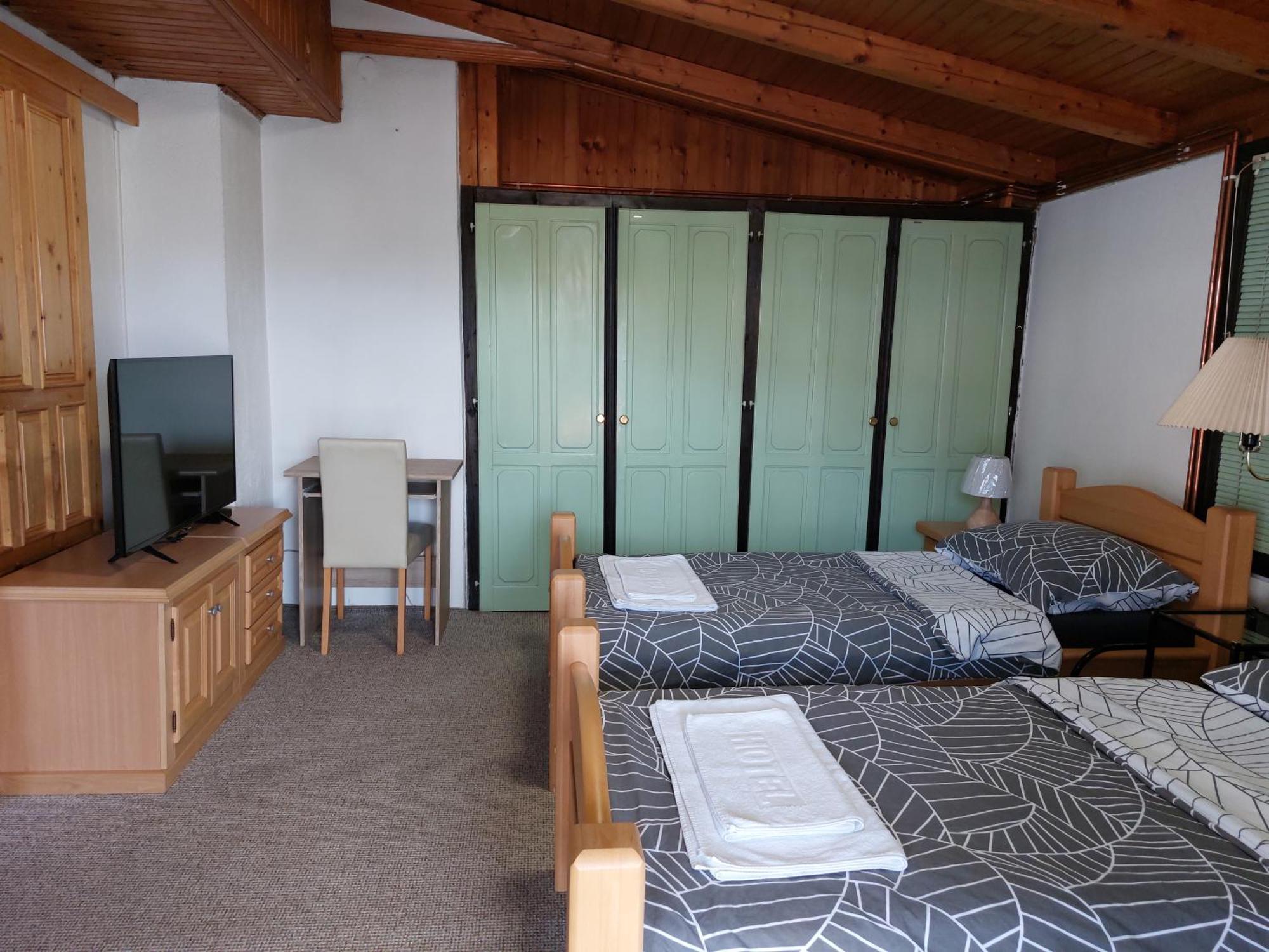 Panorama Travnik Aparthotel Ruang foto