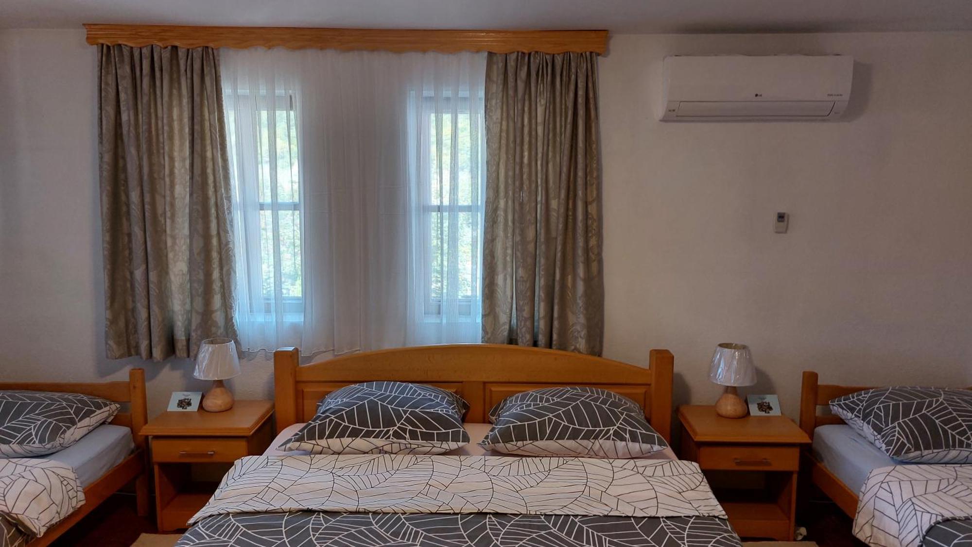 Panorama Travnik Aparthotel Bagian luar foto